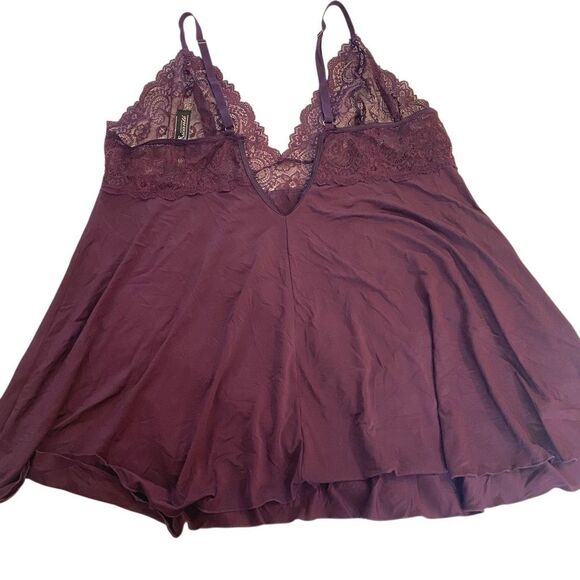 The Escante Collection plus size 3X maroon lace chemist top - Picture 2 of 6